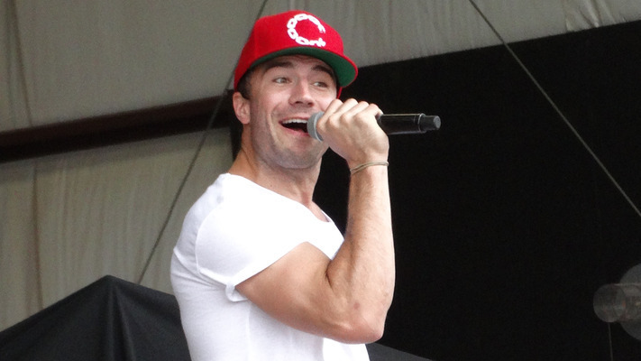 Sam Hunt Announces Solo Headlining Tour News Megacountry