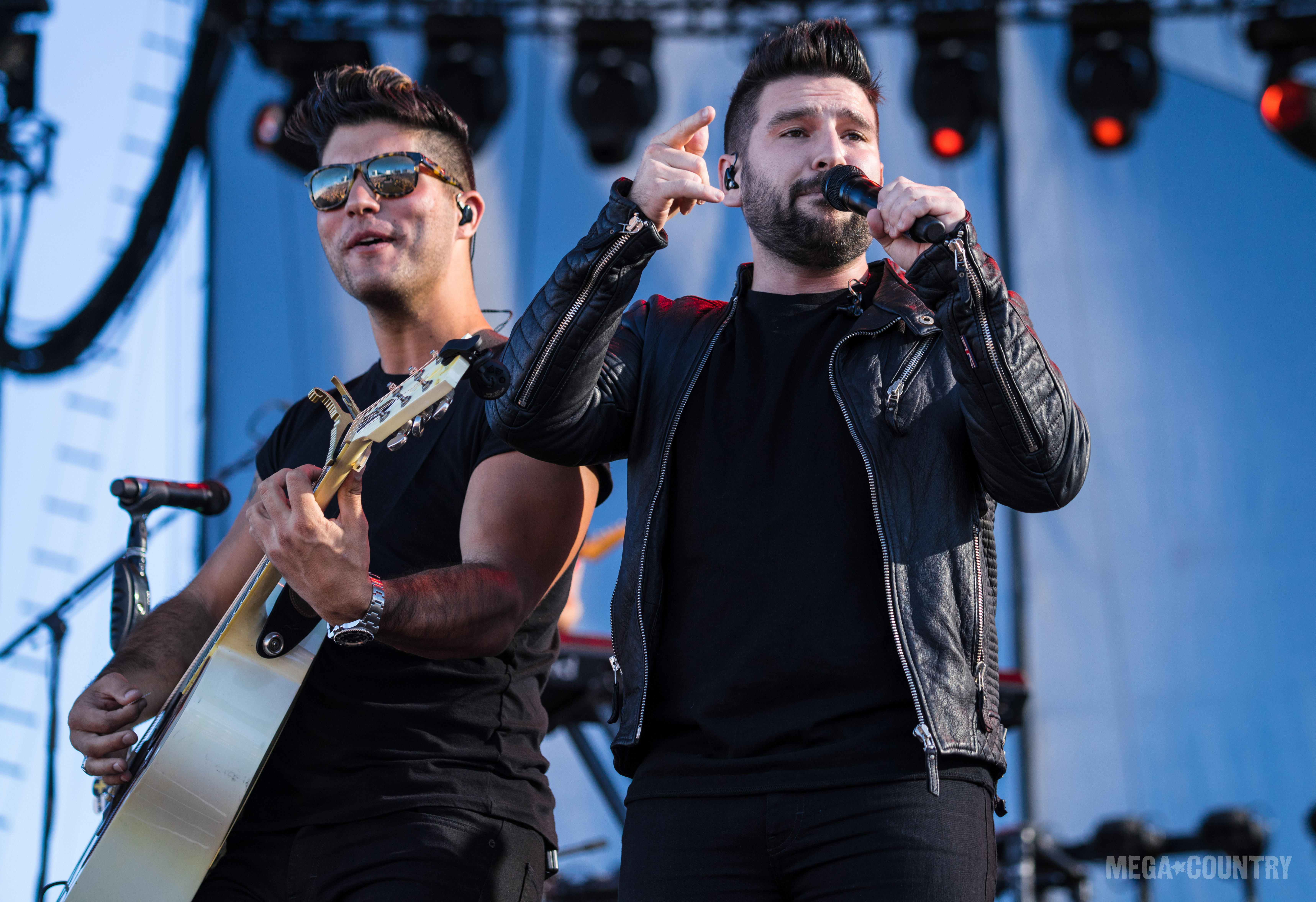 Hot Shots Dan Shay At Route 91 Harvest News MegaCountry